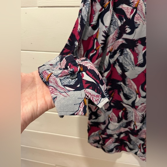 💜 OLSEN Printed Blouse with Crane Pattern – NWT – Size US 14 - Picture 8 of 8